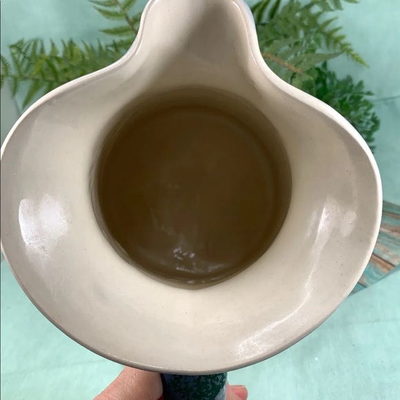 ⭐️Flat Earth Pottery Santa Pitcher Sponge Red Bkue Green 1994 - Picture 8 of 10